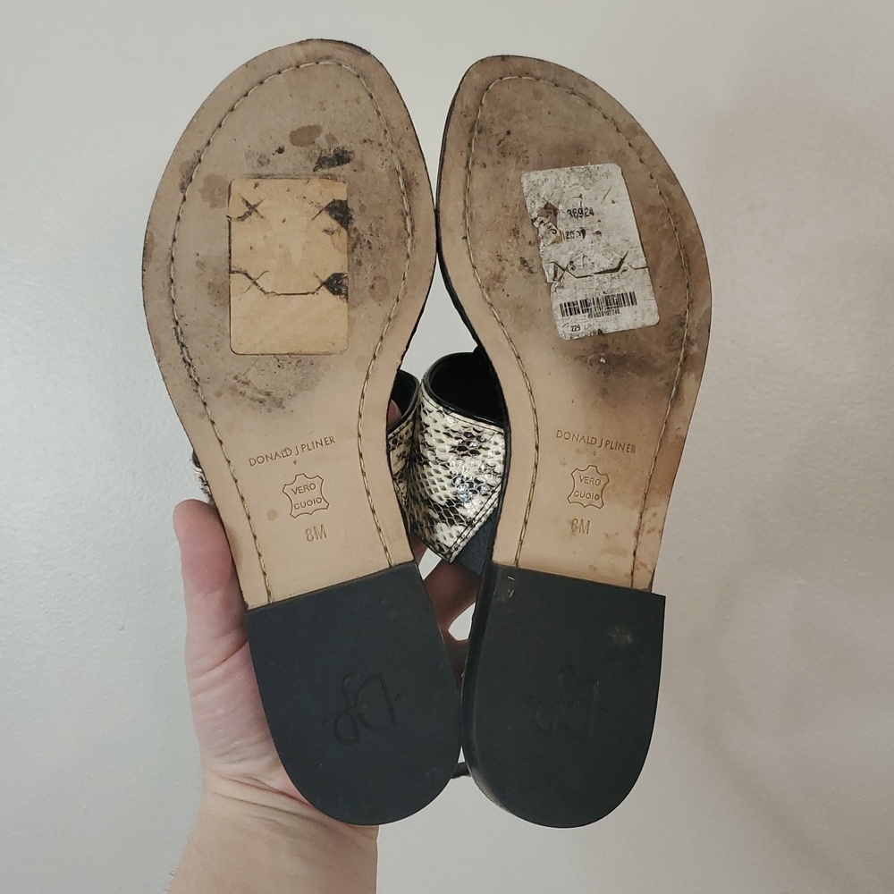 Donald J Pliner Lacy SP Animal Printed Sandals Size 8 Ankle Strap Stud Details - Picture 9 of 12
